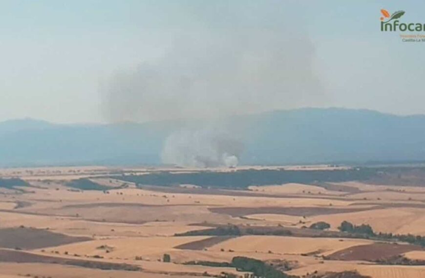 Más de 500 personas y 200 medios de C-LM participan en la extinción de incendios en otras CCAA
