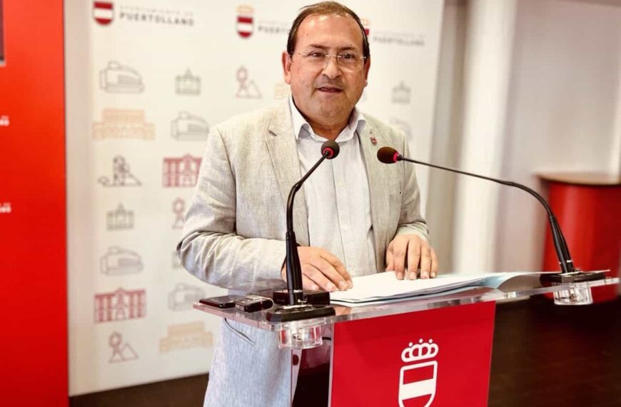 Muñiz destaca la transformación urbana e industrial de Puertollano como núcleo del "Valle del hidrógeno" español