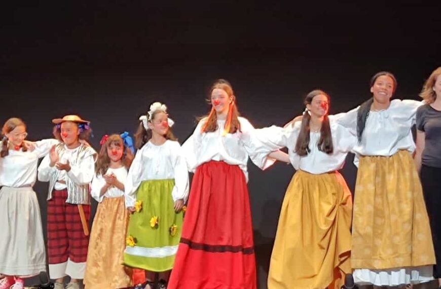 Los fados de Rita Barber cautivaron al público del Patio de Comedias