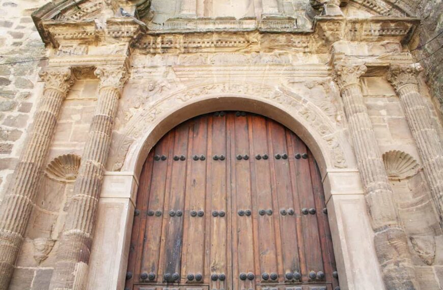 Realizarán trabajos de mantenimiento en las puertas de la Parroquia Ntra. Sra. de la Asunción de Puertollano con inversión de 10.860 euros