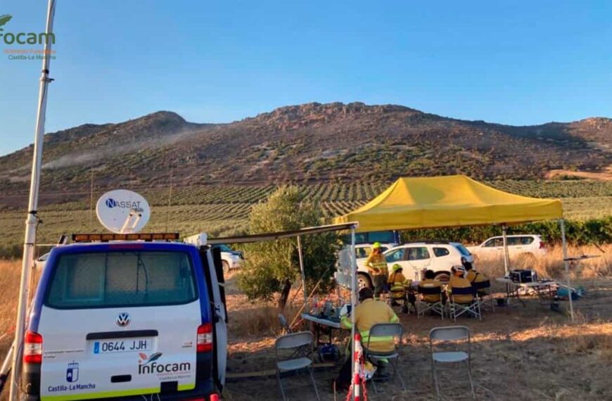 Estabilizado el incendio de Malagón (Ciudad Real), en el que permanecen 6 medios y 30 personas