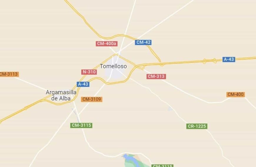 Restablecida la circulación en un carril de la A-43 en Tomelloso, cortada por la salida de vía de un camión