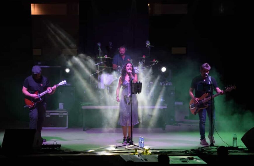 Gran noche de tributos a Amaral y a Héroes del Silencio