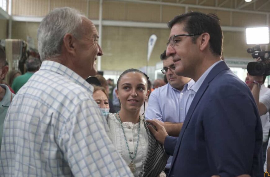 El compromiso de los vecinos de Villanueva de la Fuente con Mencatur ha destacado el presidente de la Diputación de Ciudad Real