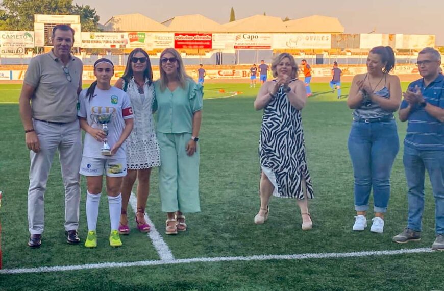 Las Rozas Club de Fútbol Femenino ganó el trofeo del II Memorial Pedro Granados de la Unión Tomelloso Femenino de Fútbol