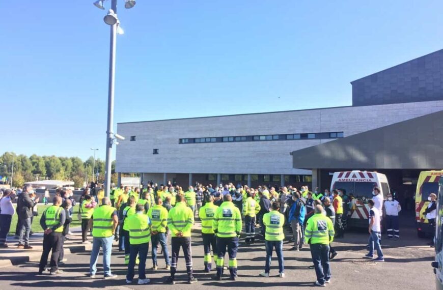 CCOO denuncia que Junta sigue sin sacar a concurso la gestión del transporte sanitario, que lleva un año vencida