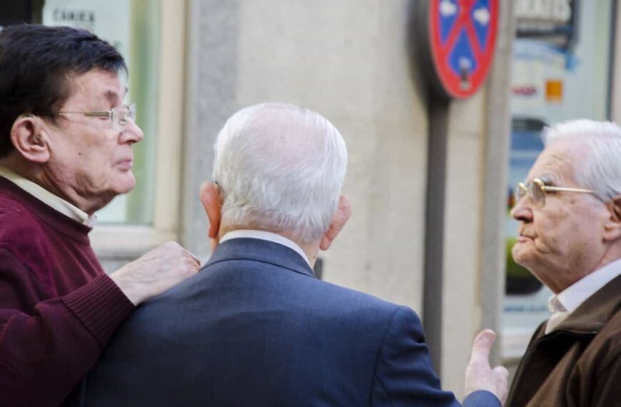 CCOO estima que cada jubilado habría perdido 3.000 euros de media en su pensión este año si el PP siguiera gobernando