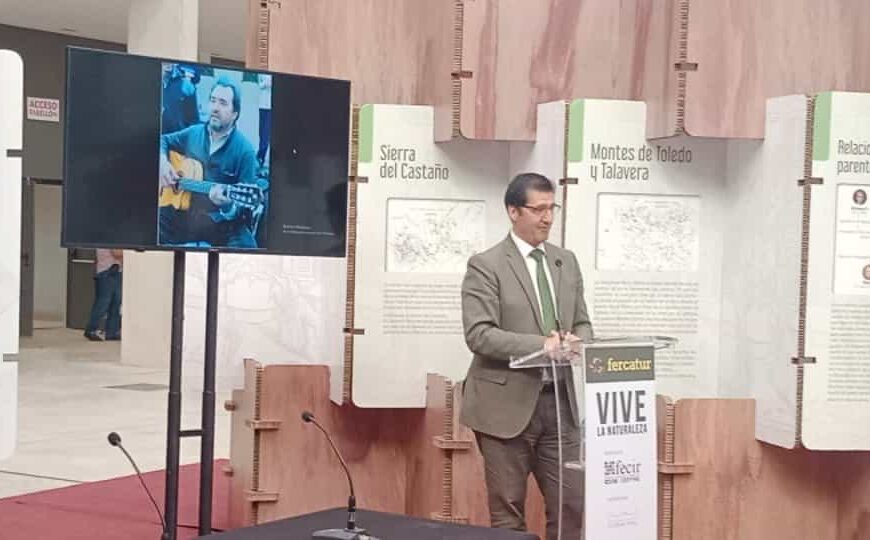 Caballero anuncia un premio 'Patxi Andión' para reconocer los méritos de personas y entidades en el ámbito cinegético