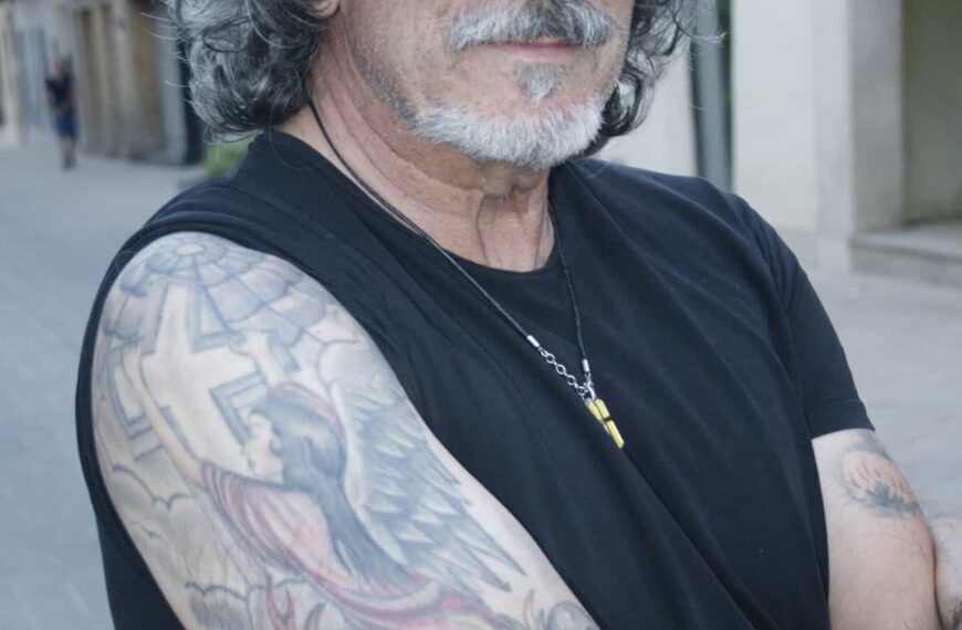 Eusebio Loro: “La vida, la muerte y el dolor está presente en cualquier momento que escribes”