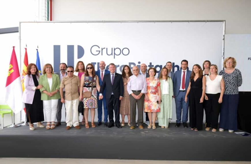 García-Page inaugura en Argamasilla de Alba la mayor planta de procesado de pistachos de Europa