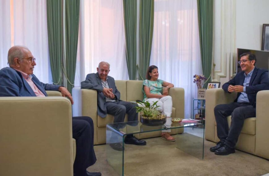 La Asociación de Amigos de la Capa recibe la colaboración de la Diputación de Ciudad Real que pone a su disposición el pabellón ferial