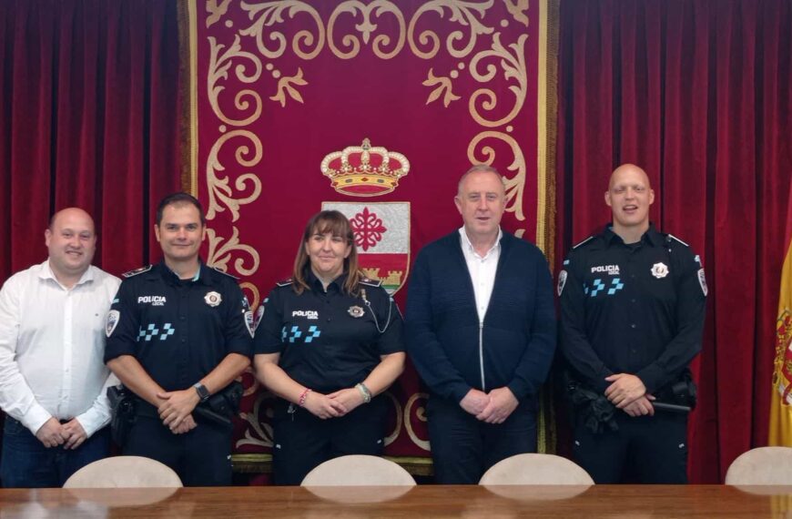 El Ayuntamiento de Carrión da la bienvenida a la nueva agente de la Policía Local