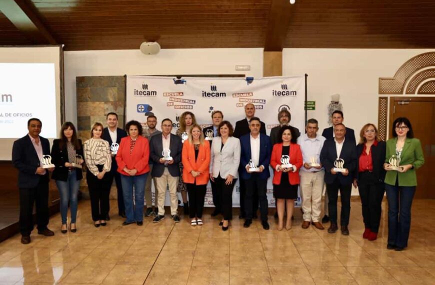 Itecam inaugura su Escuela Industrial de Oficios con la asistencia de más de 70 empresas