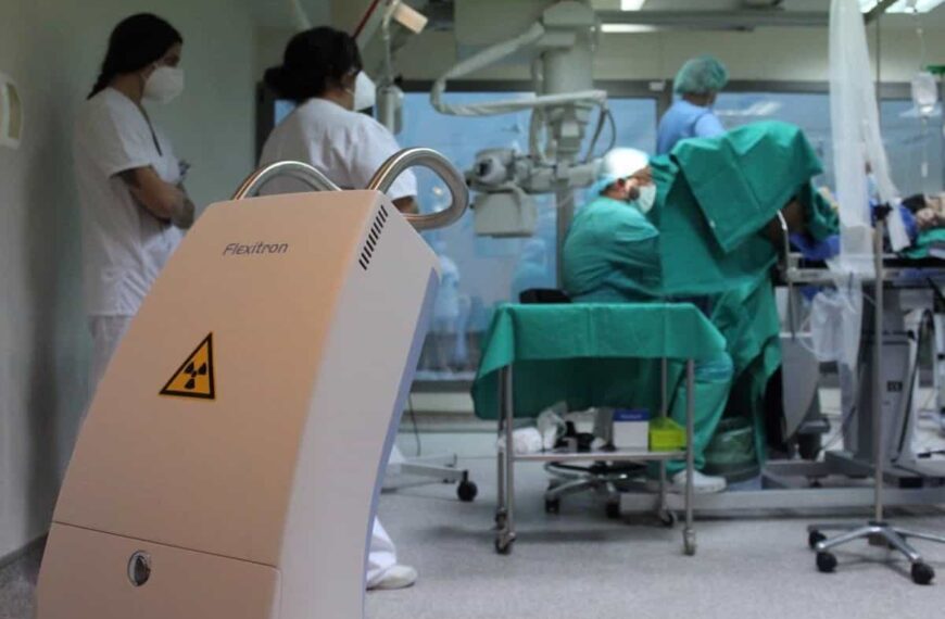 Los hospitales de Albacete y Toledo contarán con equipos de braquiterapia digital