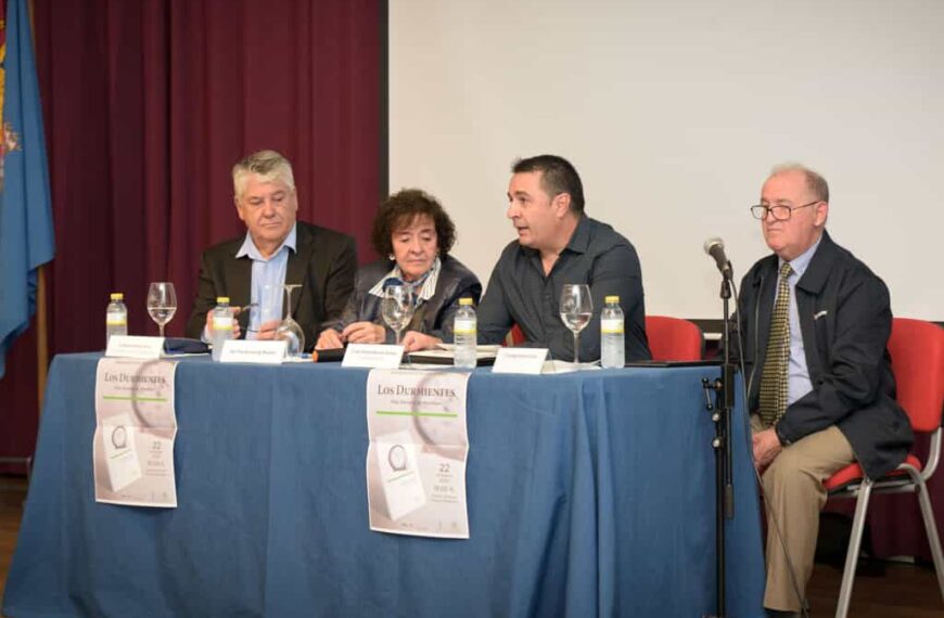 Pilar Serrano de Menchén presenta ‘Los Durmientes’, su poemario más reflexivo