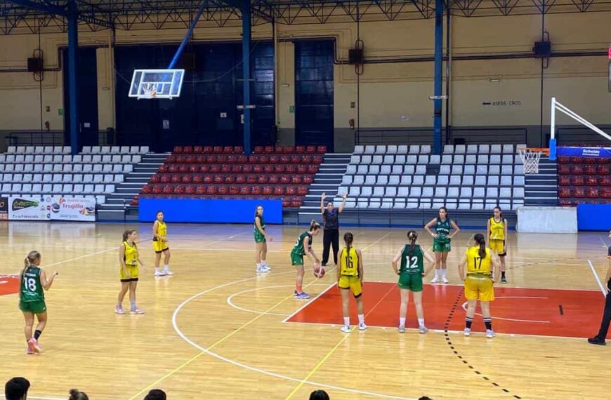 Victoria del senior femenino en Ciudad Real y del equipo Junior Zonal en su debut liguero