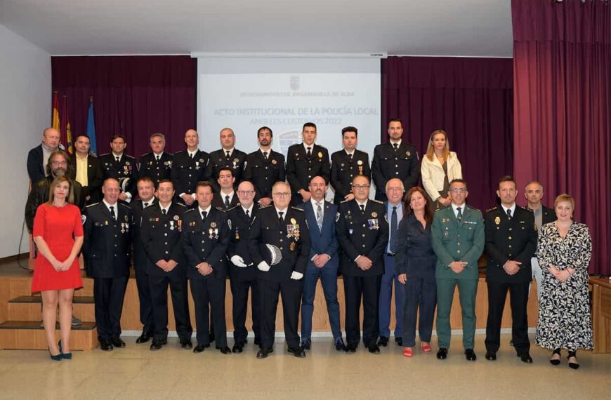 La Policía Local de Argamasilla de Alba celebró el día de los Ángeles Custodios