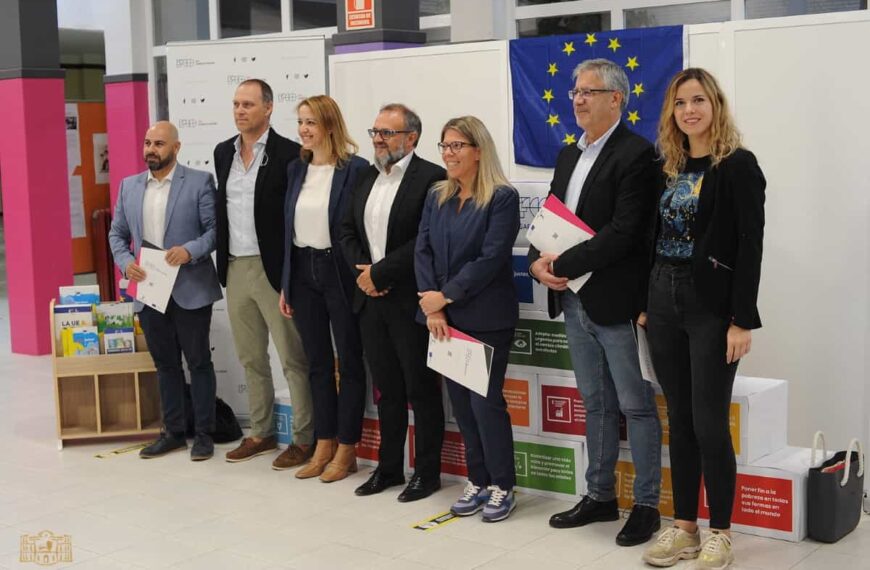 Inaugurado el nuevo curso escolar en el IES García Pavón de Tomelloso con la presencia de la alcaldesa local