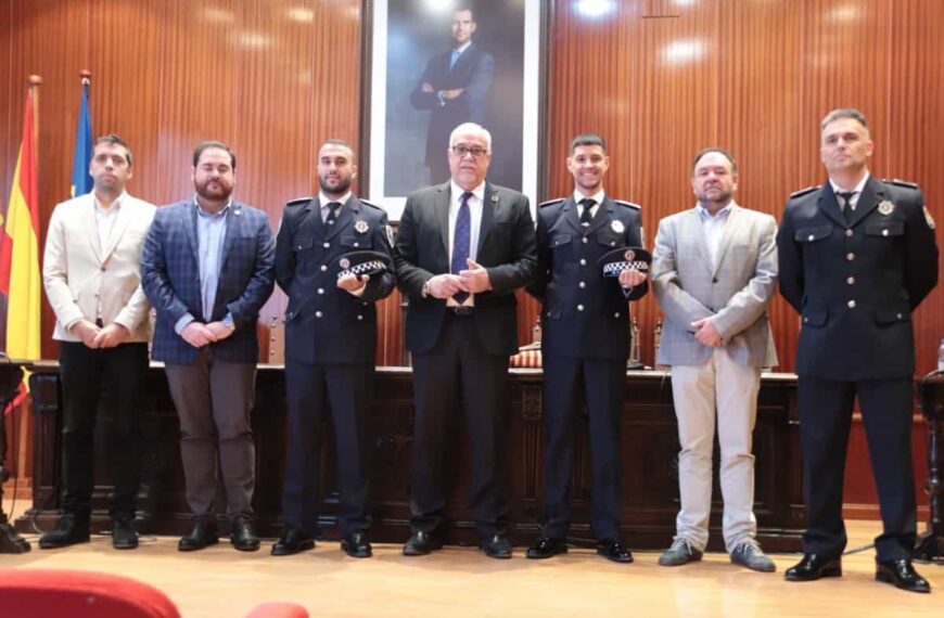 2 nuevos agentes se han incorporado al Cuerpo de Policía Local de Manzanares tras superar el proceso de selección del Ayuntamiento