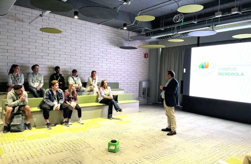 Fundación Iberdrola y Ayuda en Acción ponen en marcha el programa Reactiva en Puertollano para la inserción laboral de los jóvenes entre 16 y 30 años