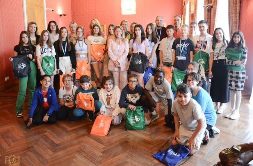 Profesores y alumnos polacos y eslovacos del programa Erasmus+ KA1223 “Europa: hacia un futuro más saludable” recibidos en el ayuntamiento de Tomelloso
