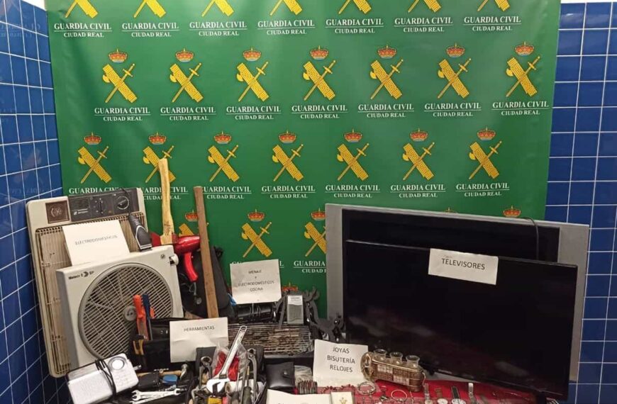 Detienen a dos personas acusadas de cometer 21 robos en Tomelloso (Ciudad Real)