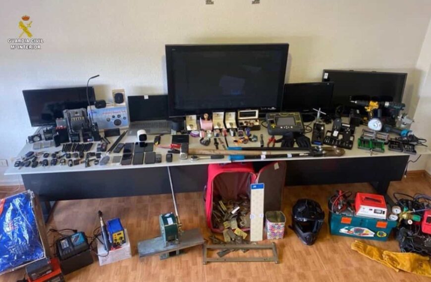 La detención de un varón en Valdepeñas desarticula un grupo que robaba coches de alta gama por encargo