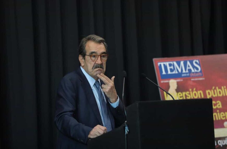 Rector elevará al Consejo de Gobierno de UCLM conceder la Medalla de la universidad a título póstumo a Emilio Ontiveros