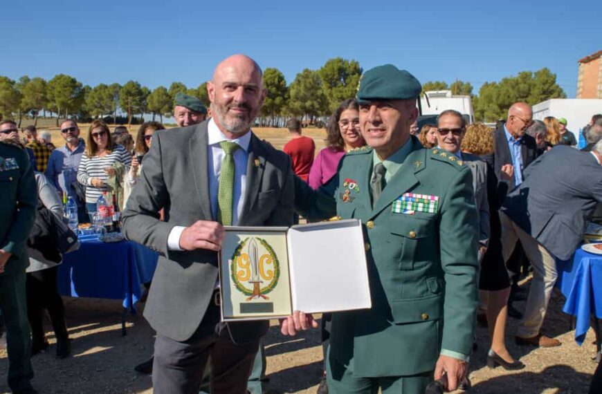 Argamasilla de Alba homenajea al Grupo Antiterrorista Rural que nació en 1979 en el entorno del Castillo de Peñarroya