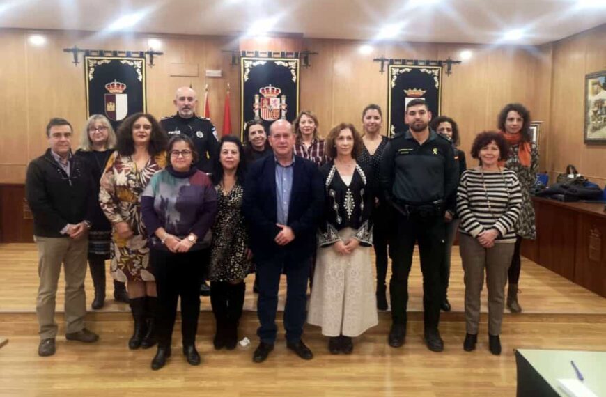 Firma en Villarrubia de los Ojos del protocolo municipal de coordinación para la atención de mujeres y menores víctimas de violencia de género