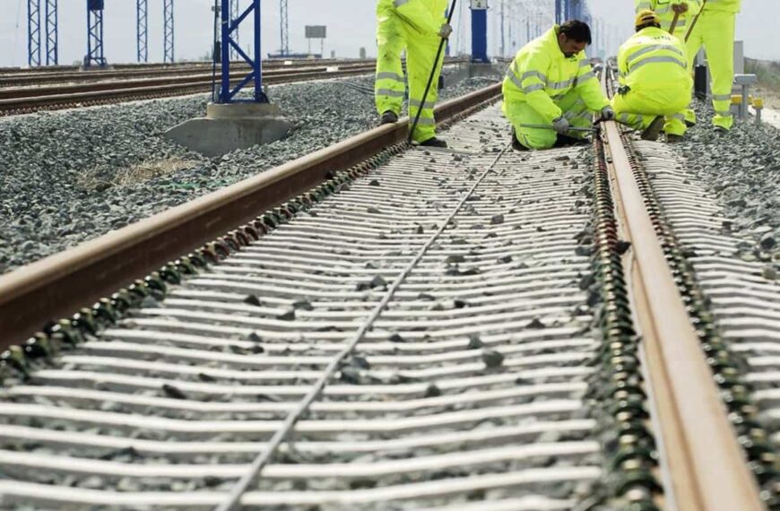 Adif contrata trabajos de renovación de la línea de Alta Velocidad Madrid-Sevilla entre Madrid y Yeles (Toledo)