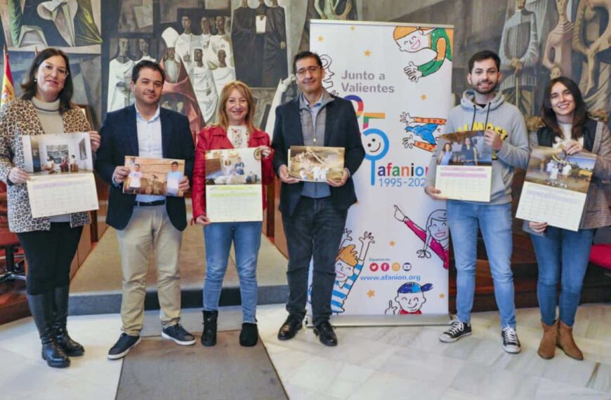 3.000 ejemplares del calendario solidario de AFANION impresos en la imprenta provincial gracias al apoyo de la Diputación de Ciudad Real