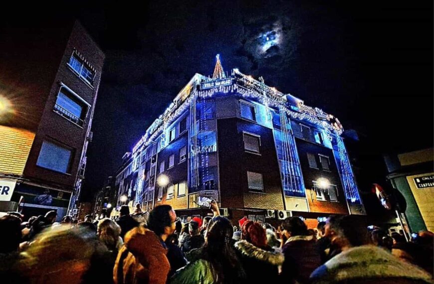 I Concurso de fachadas, balcones y ventanas con motivo de las fiestas navideñas 2022/2023 en Puertollano