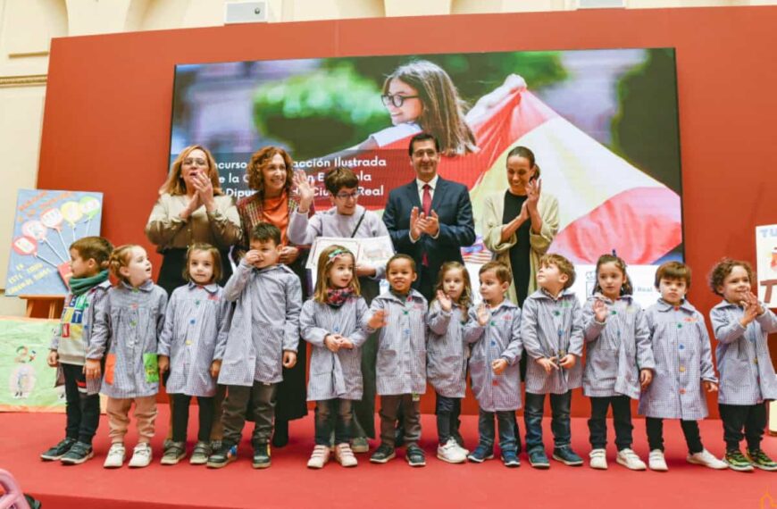 Entregados los premios  del Concurso de Redacción Ilustrada sobre la Carta Magna que convoca la Diputación de Ciudad Real