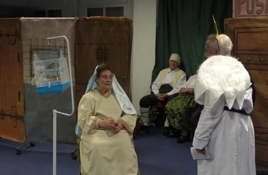 La Fiesta de la Familia ha celebrado la residencia de mayores “Los Jardines” de Manzanares luego del parón obligado por la pandemia