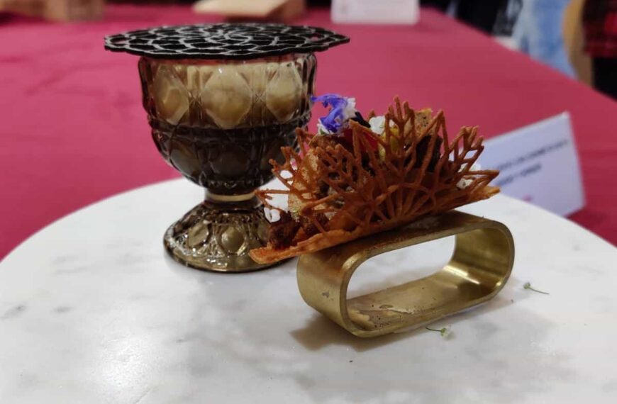 'Crujiente de ciervo, consomé de queso negro y hongos' representará a Toledo en el Campeonato de Tapas de Madrid Fusión