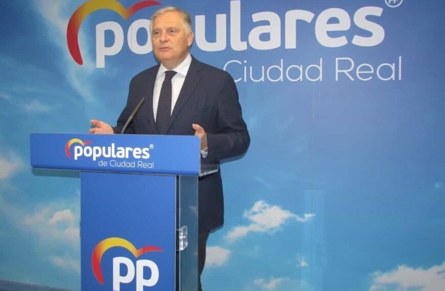 Cañizares asume el reto de conseguir la Alcaldía de Ciudad Real para recuperar su "pujanza" y hacerla "referencia"