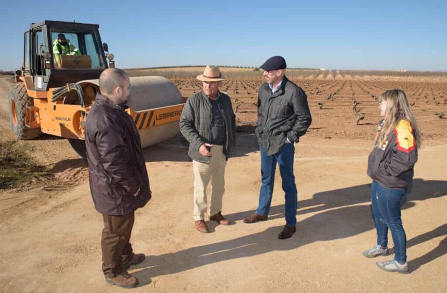 El Ayuntamiento y el Ministerio de Política Territorial mejoran el estado de casi 20 km. de caminos públicos