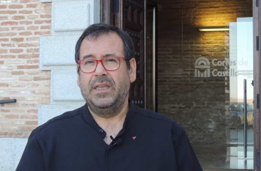 Crespo (IU) achaca el "desprestigio" del PSOE a Unidas Podemos a que "le aterra" ir en contra de "poderes económicos"