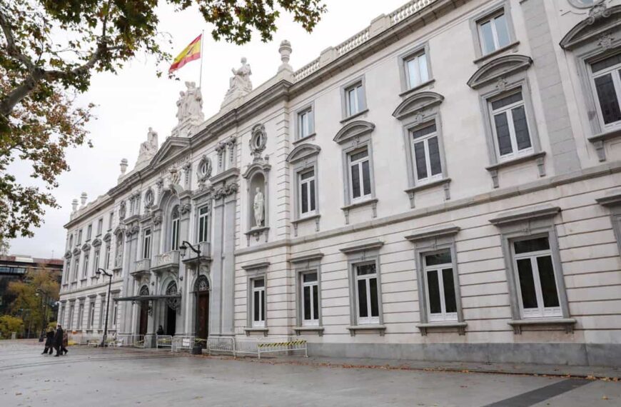 El Supremo rebaja en 8 meses la pena de prisión impuesta por "error" a un condenado por el 'timo de la estampita'