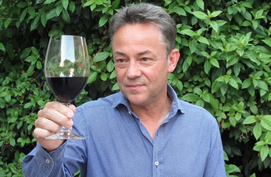 El periodista Sergio Sauca y la empresa italiana Olio Costa D'Oro, Medallas de Honor 2023 de El Progreso