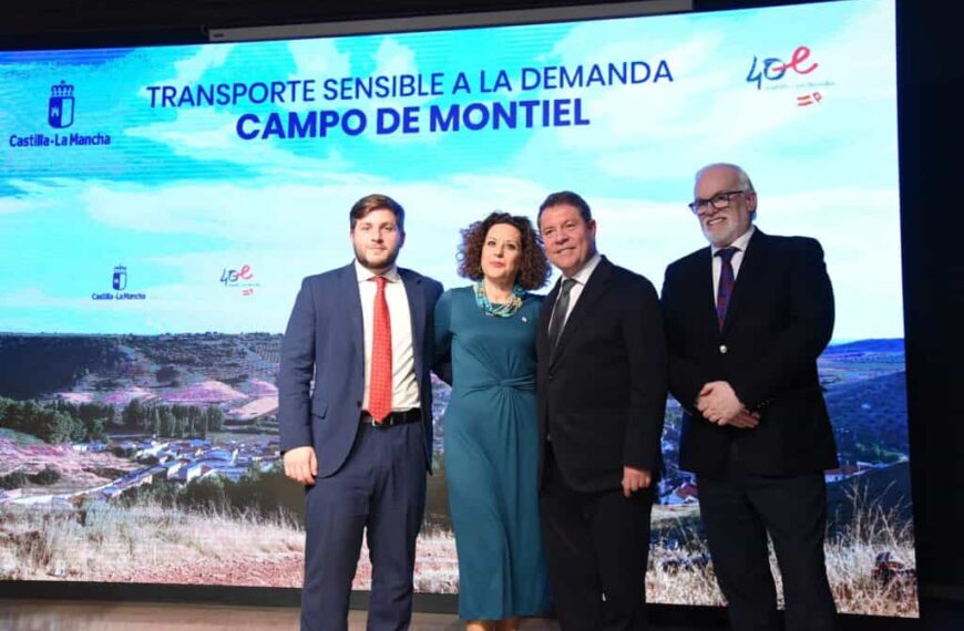 El PSOE de Villanueva de la Fuente traslada que “hay muchas esperanzas puestas en el nuevo servicio de Transporte Sensible a la Demanda”