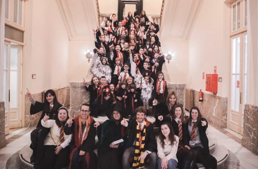 Un proyecto sobre Harry Potter de alumnos de La Solana convierte el Ministerio de Educación en la escuela de Hogwarts