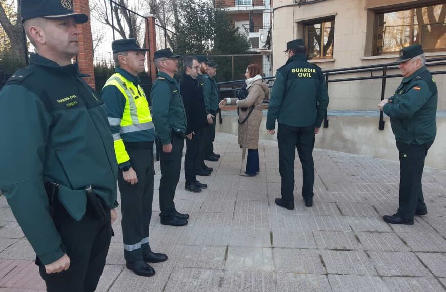 La subdelegada del Gobierno y el alcalde de Puertollano visitan la 2ª Compañía de la Guardia Civil y la Comisaría de Policía Nacional de Puertollano