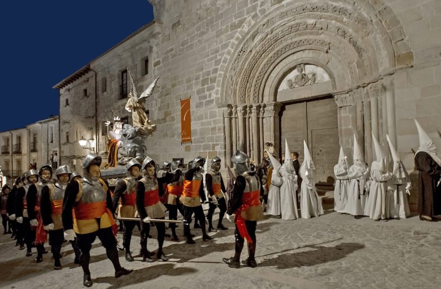 La Pasión de Castilla – La Mancha presente en la exposición ‘La Otra Semana Santa’
