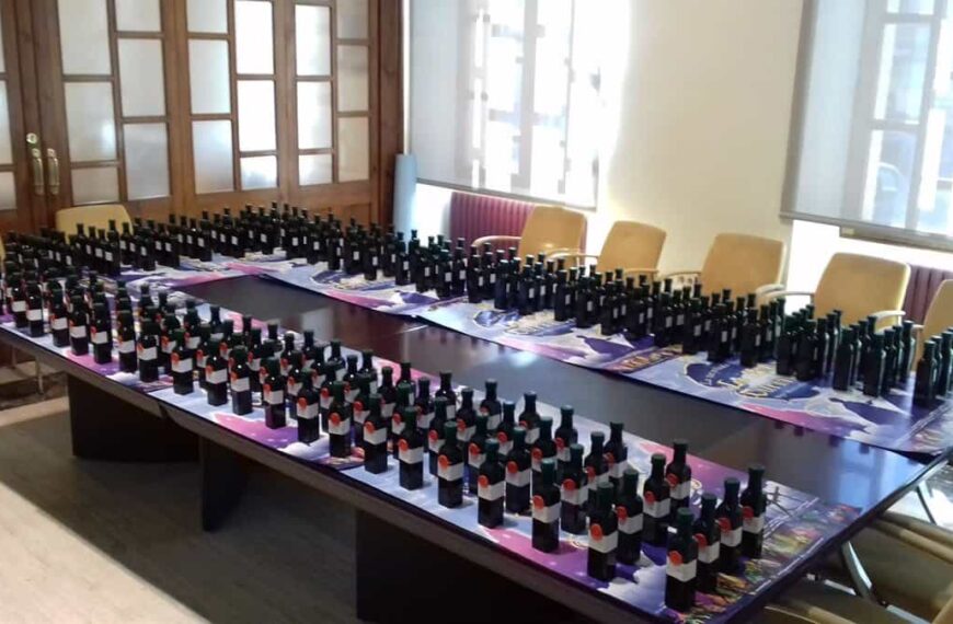 Casi 40 marcas de aceite de oliva virgen extra competirán en Mora (Toledo) por ser el mejor de Castilla-La Mancha.