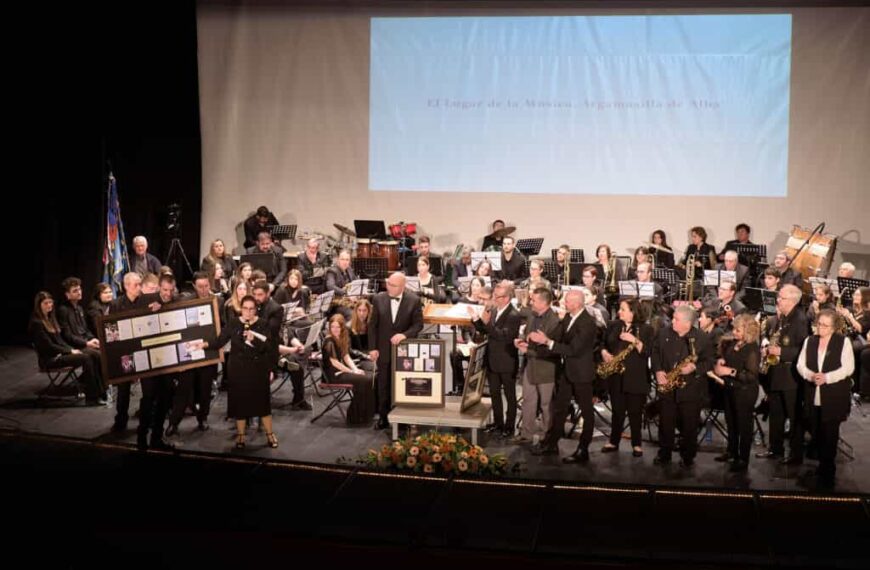 La Maestro Martín Díaz celebra su 30 aniversario con un concierto inolvidable