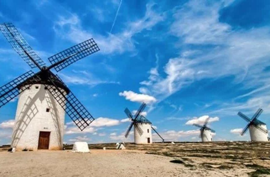 El 'Tren de los Molinos' de Renfe retoma su recorrido entre Madrid y Campo de Criptana