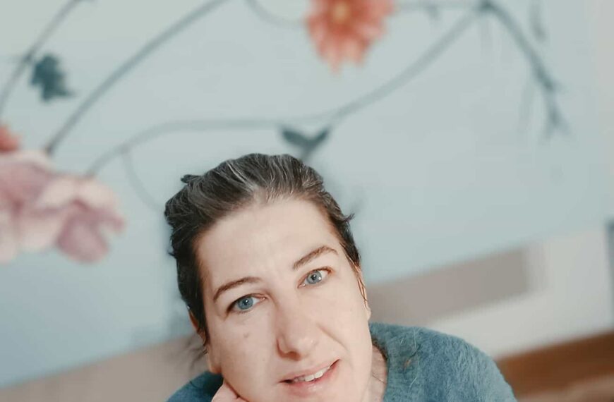 Rosa Leal Arias expondrá en Granátula de Calatrava su colección ‘Palabras a la libertad’ con la que ilustra el libro del mismo nombre