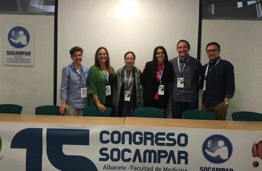 Miembros de la comisión de Fisioterapia Cardio-Respiratoria de Coficam participan en una mesa divulgativa en el XV Congreso de SOCAMPAR